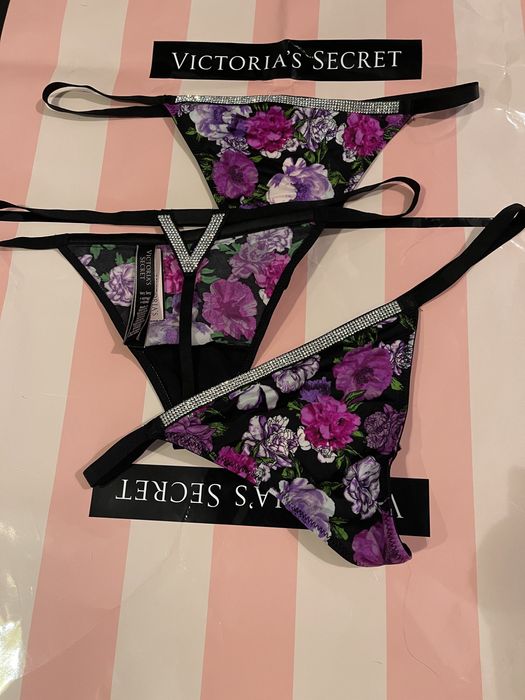 Lenjerie intima Victoria’s Secret