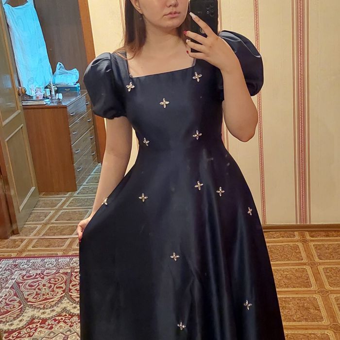 Продаю платье на выпускной/свадьбу
