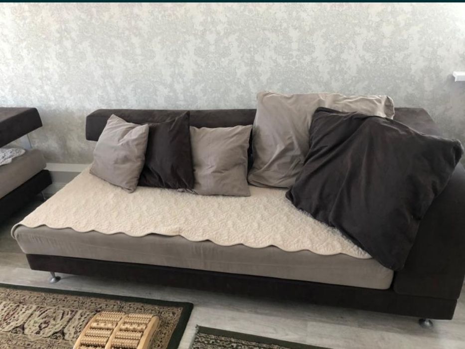 Продам диваны для гостиной срочно