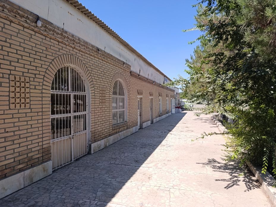 Restaran sotiladi kafe