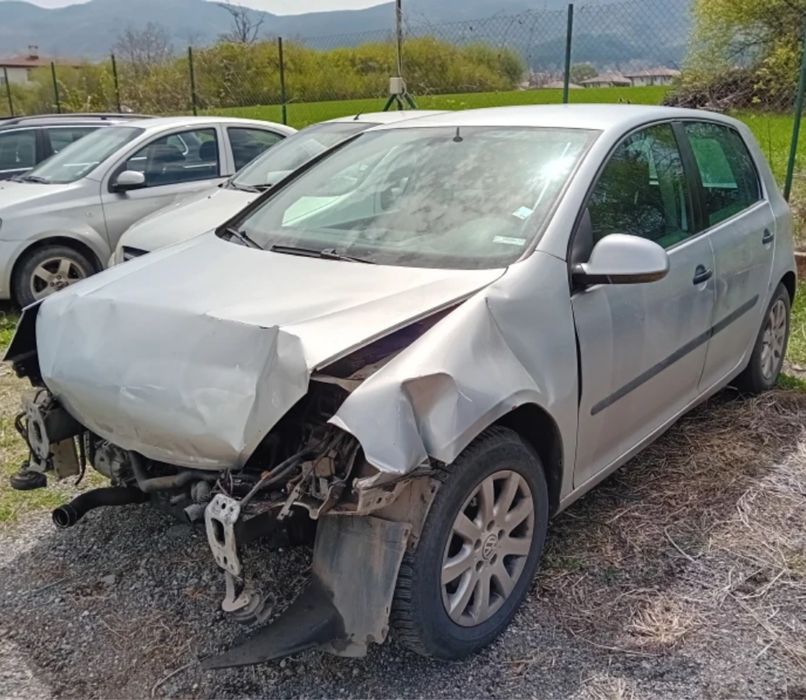 VW Golf 5 1.9tdi BKC Голф 5 на части