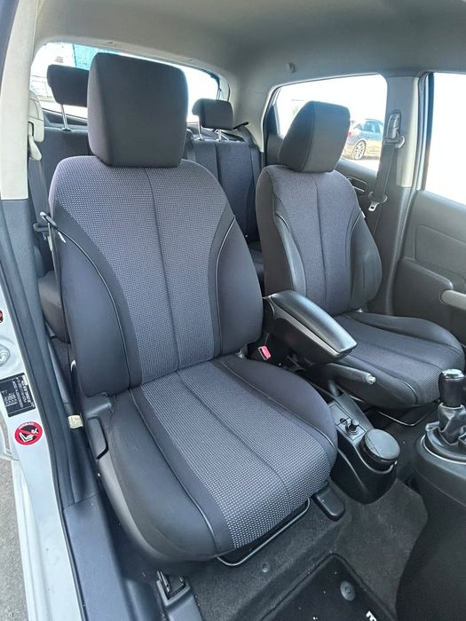 MAZDA 2 2009 — imagine 5