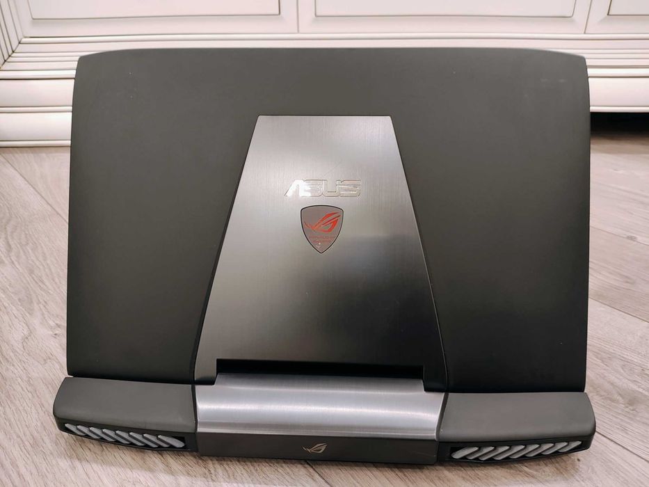 Laptop gaming Asus Rog, intel core i7 ,video nvidia, display de 17,3"