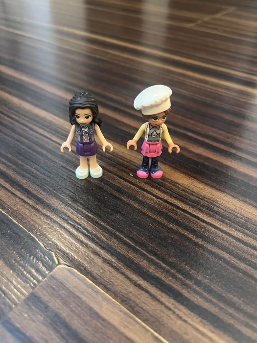 Set lego friends cafeneaua cu briose a oliviei