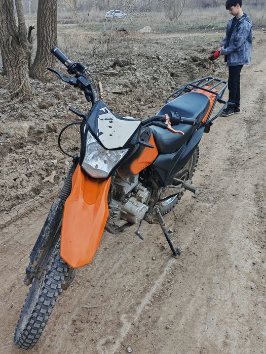 продам эндуро 250 кубов