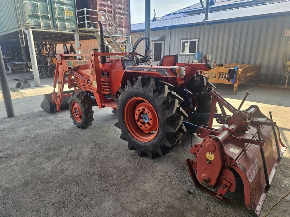 Karea dan Mini Traktor zuri keldi..xolati alo
