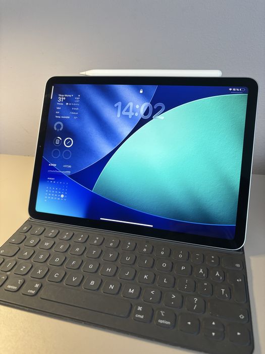 Ipad Air gen 4, Magic keyboard, apple pencil 2nd gen