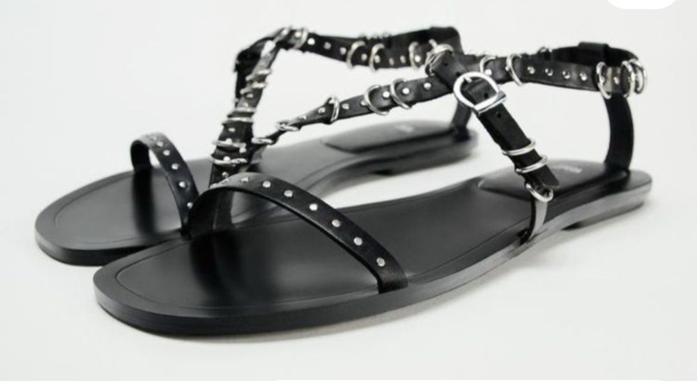 Босоножки Zara кожанные