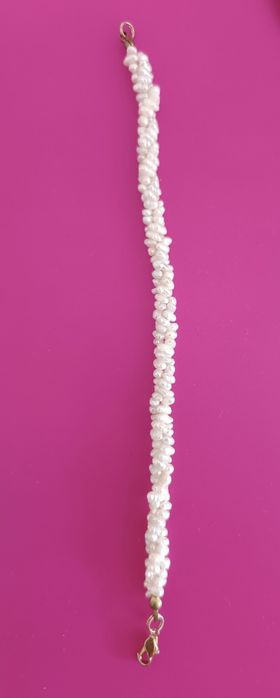 Гривна от естествени речни перли