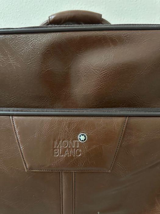 Продам Кожаный чемодан