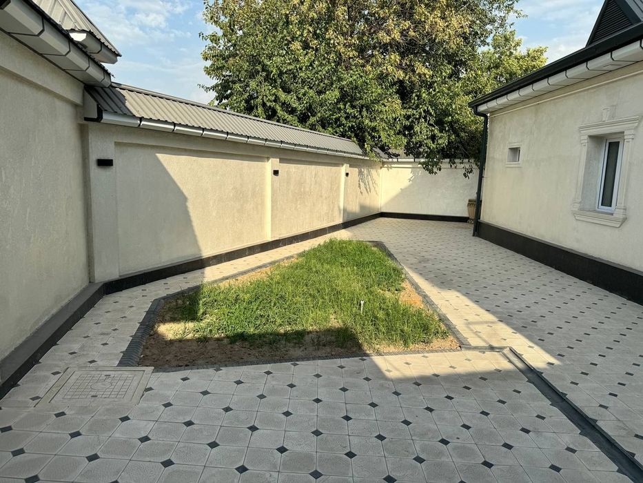 Продаю 4 комнатный студийный дом