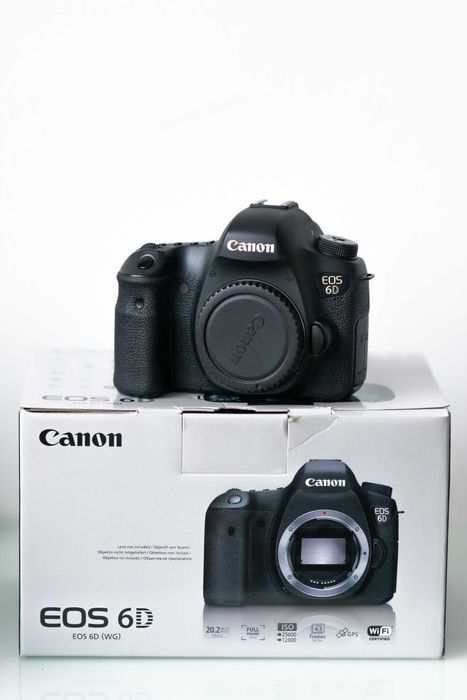 Canon 6D FullFrame, FullBOX, stare buna, 50ooo cadre