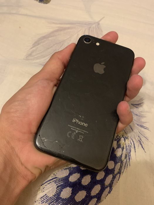 Продам айфон/iphone 8 64GB