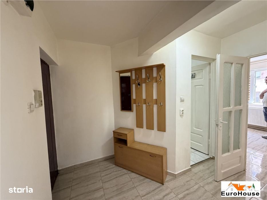 Garsoniera De Vanzare , 40mp , Etaj 1 , Zona Ampoi