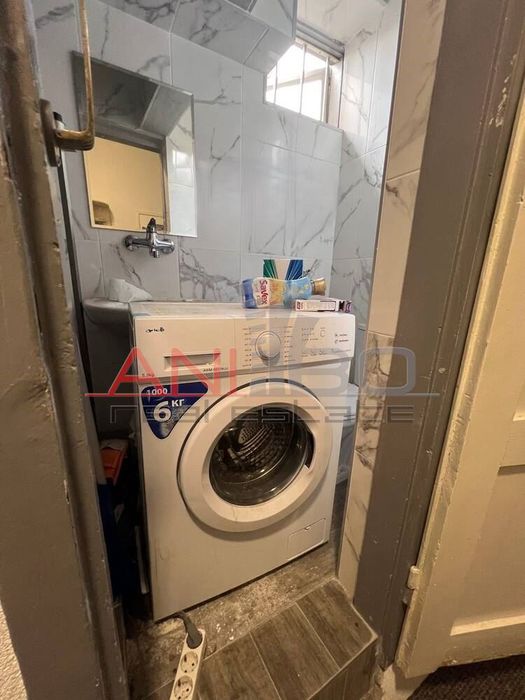 Дава се под наем Едностаен апартамент в Варна, Център - 30 кв.м за 373.83 € - Снимка #5