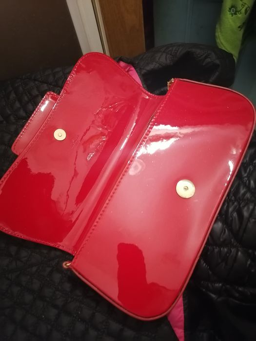 Клатч красный лакированный бу