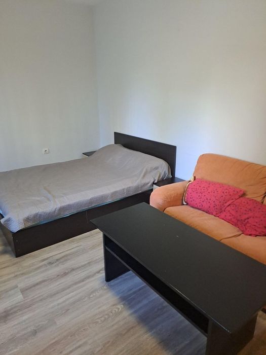 Дава се под наем Едностаен апартамент в Пловдив, Тракия - 40 кв.м за 229.5 € - Снимка #1