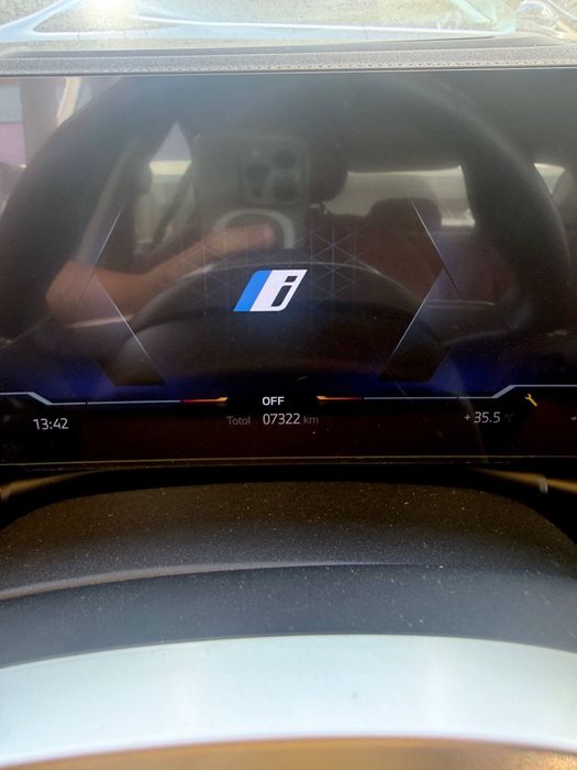 BMW i3 40L night sport 2024 yil