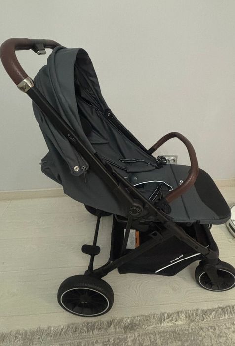 Продаётся коляска от kidilo