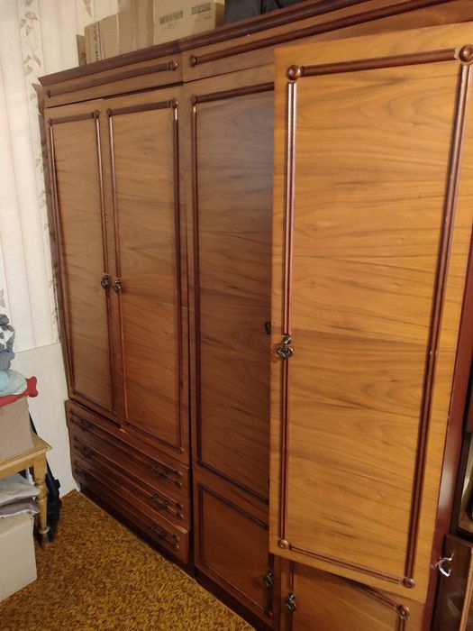 Стенка и шифонер бесплатно