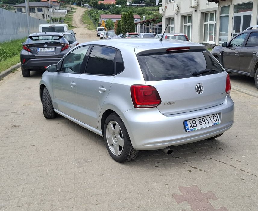 VOLKSWAGEN Polo 2012 — imagine 3