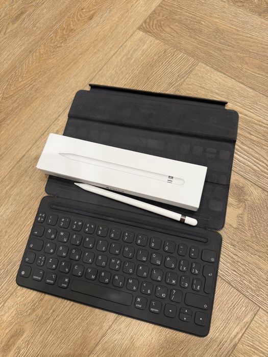 apple pence 1gen ipad keyboard
