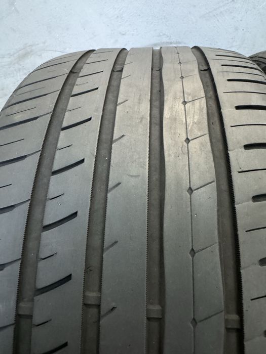 Гуми 265/35/18 ROADX RX Motion