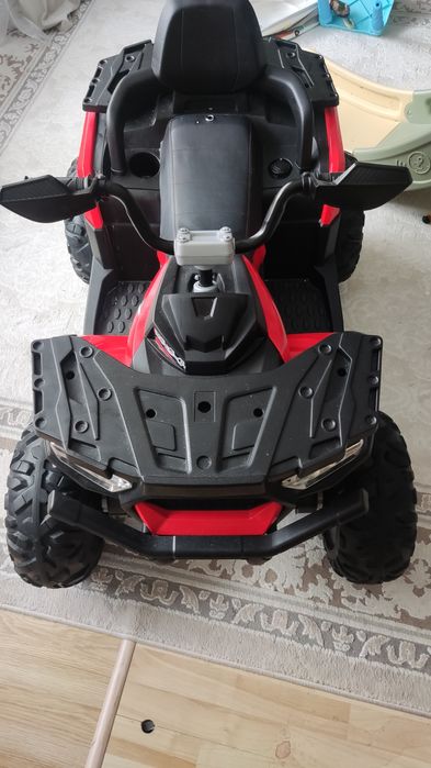 Электромобиль детский