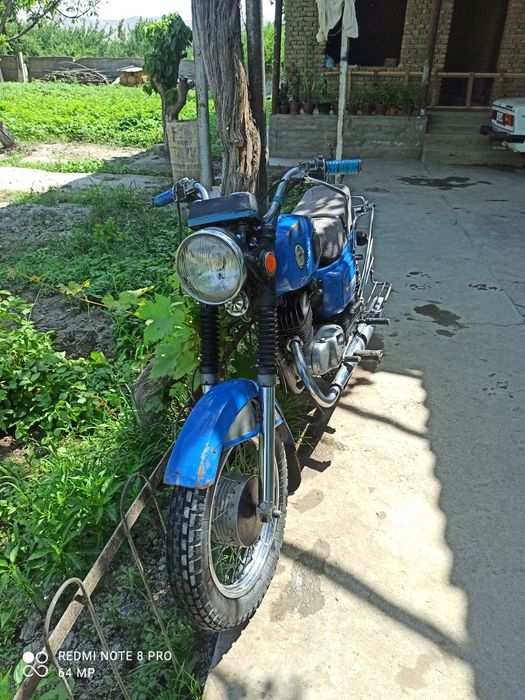 Mototsikl Vosxod M3  Sotiladi