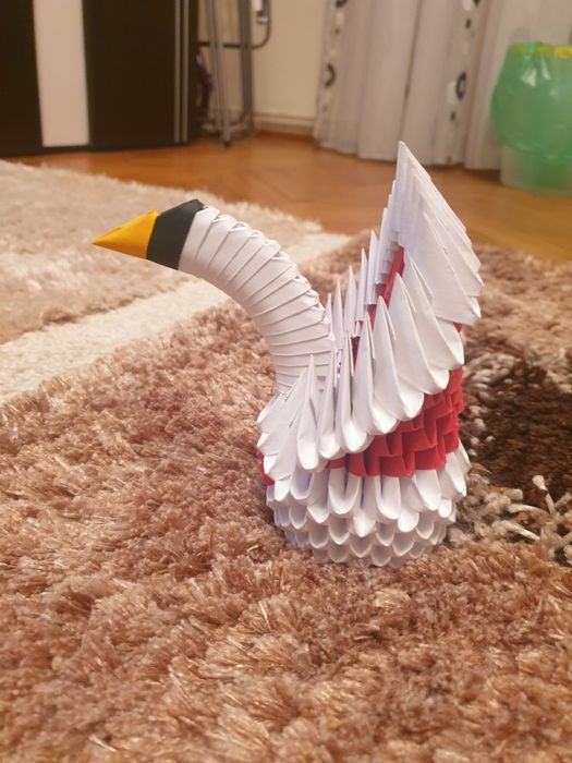 Oragamii 3D si flori din hartie (quilling)