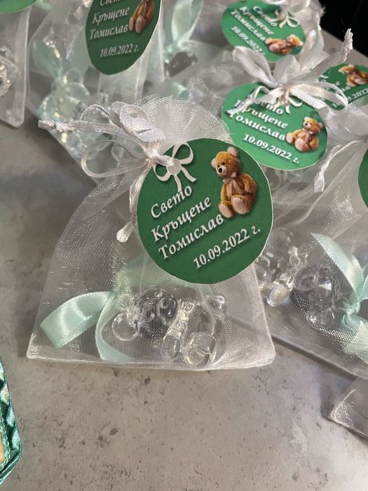 Комплекти за кръщене и сватба по поръчка