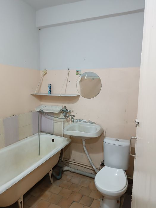 Коратош да Уй сотилади