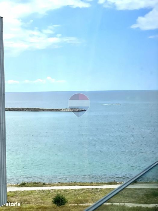 Apartament cu vedere la mare in Faleza Nord, loc de parcare