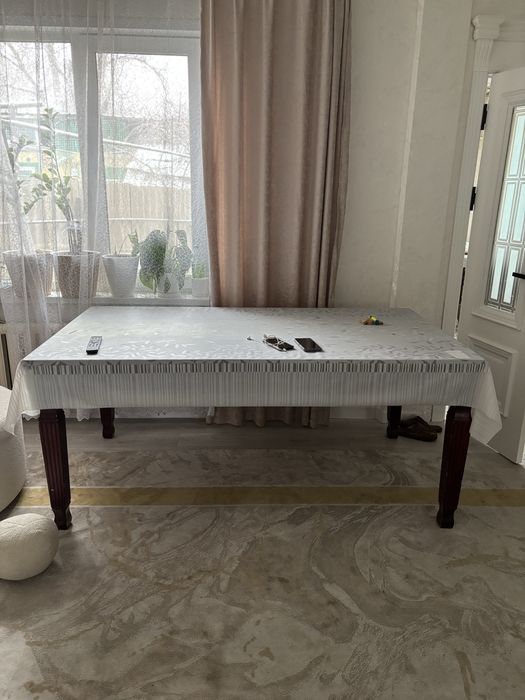 Стол с 8ми стульями