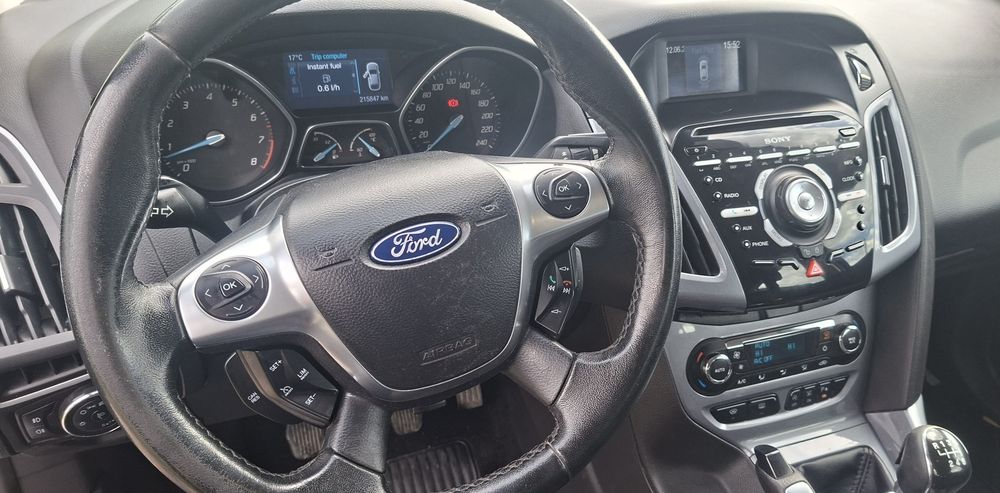 FORD Focus 2012 — imagine 4