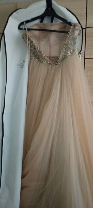 Бална рокля на Стоян Радичев