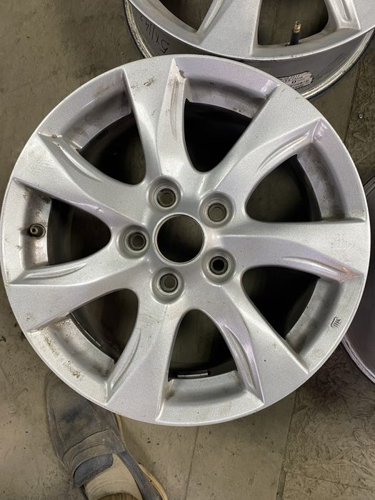 Диски на 16 5/114,3