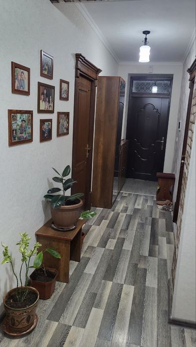 СРОЧНО 2 сотихлик евро ремонт КОТТЕДЖ сотилади