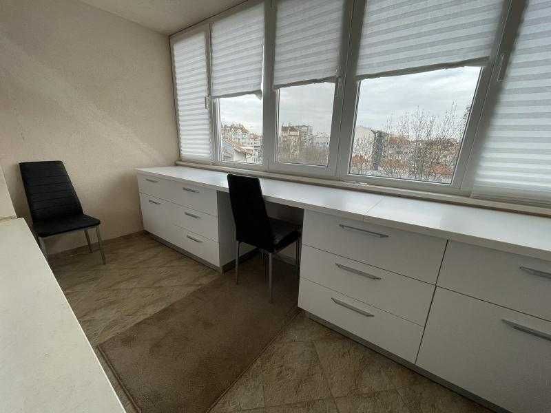 Дава се под наем Двустаен апартамент в Бургас, Лазур - 76 кв.м за 561 € - Снимка #8