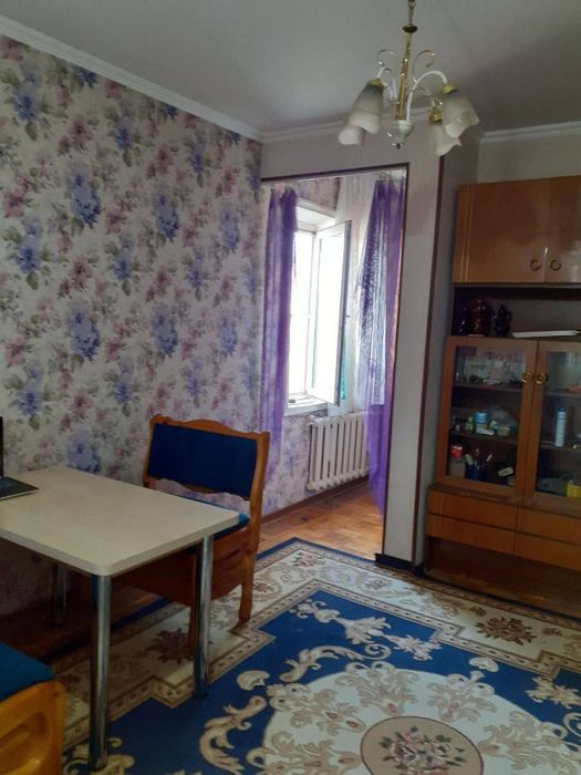 Здаецая 1 комнатная квартира массив куйлук 1