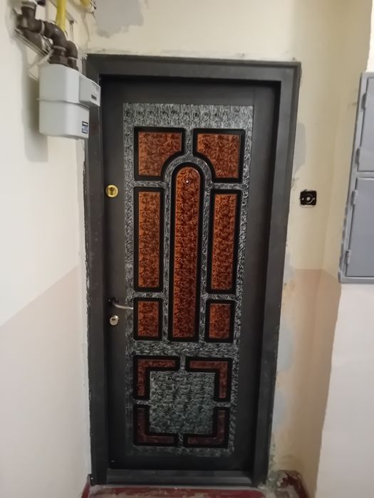 Vând apartament cu 2 camere  in Braila, strada  Simion Barnutiu,