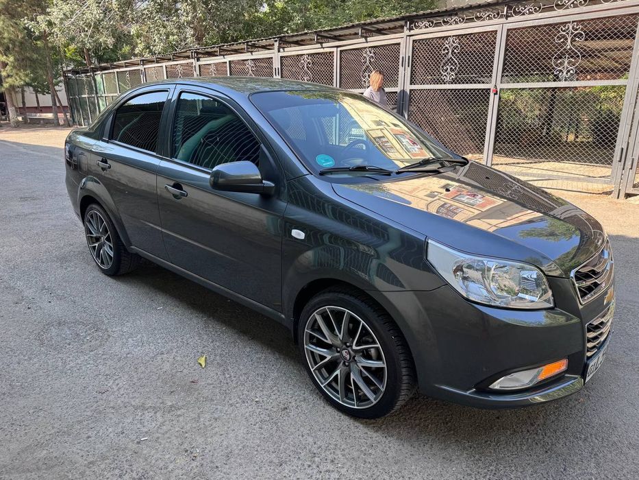 Chevrolet 2022 avtomat Full Benzin mokri