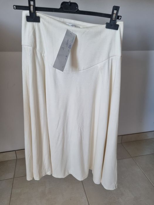 Fustă nouă ivory/crem cu talie înaltă