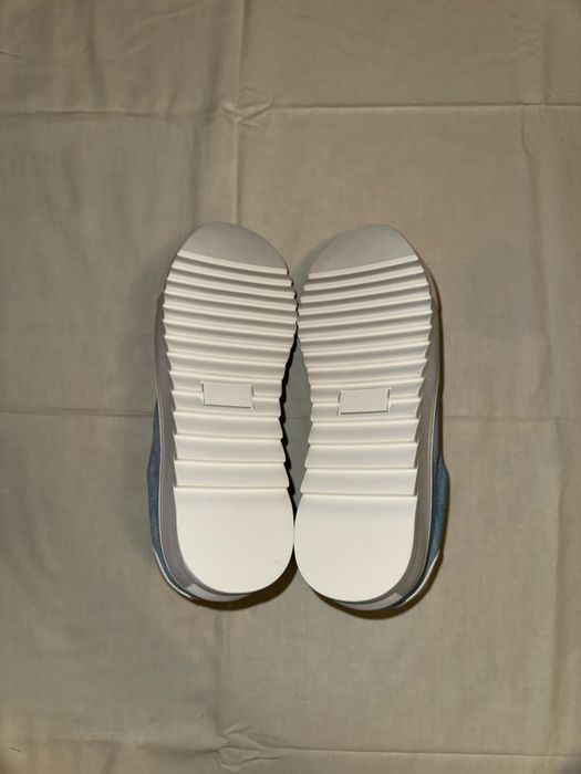 adidasi Numeris