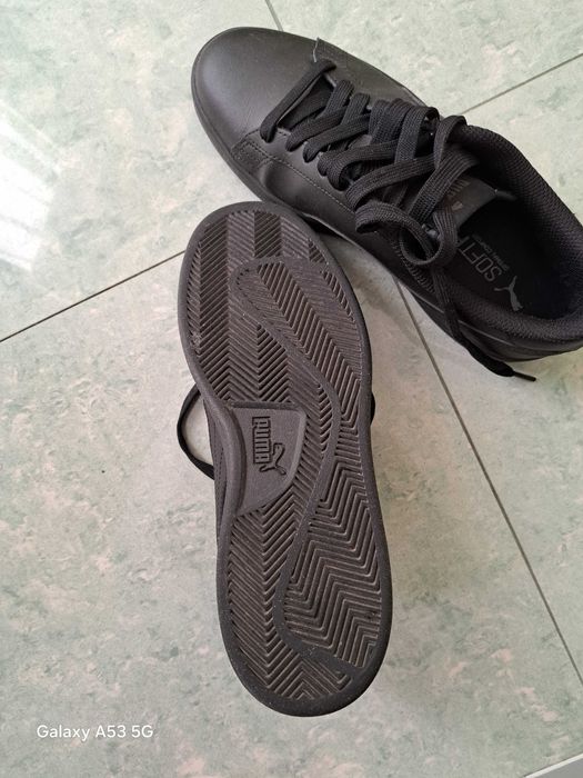 Продавам чисто нови маратонки-сникърси Пума