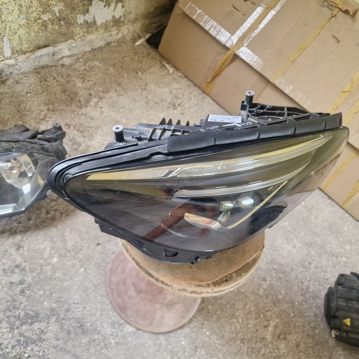 Mercedes Benz B 247 multibeam full led 2021 десен фар