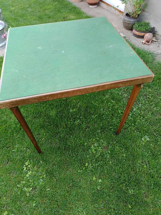 Стара английска сгъваема маса за игра на карти