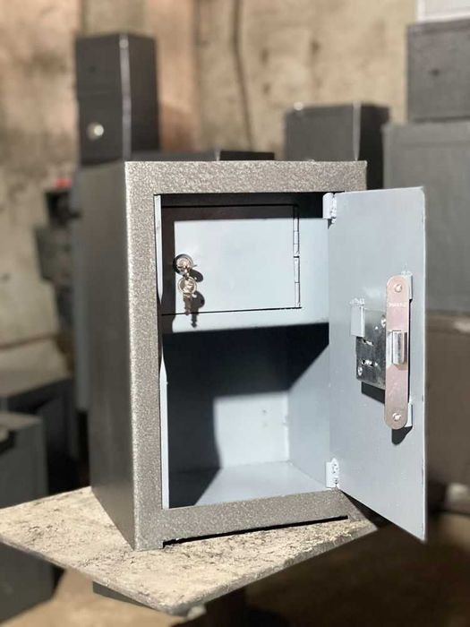 Seyf Сейфлар Сейфы разные ishlab chiqaruvchidan