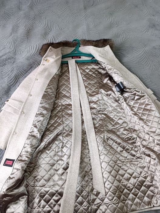 Пальто женское продам