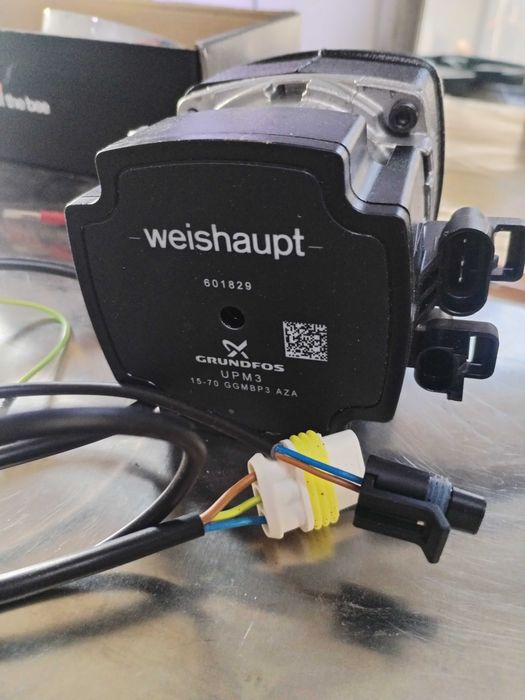 Motor pompa Grundfos upm3 15-70